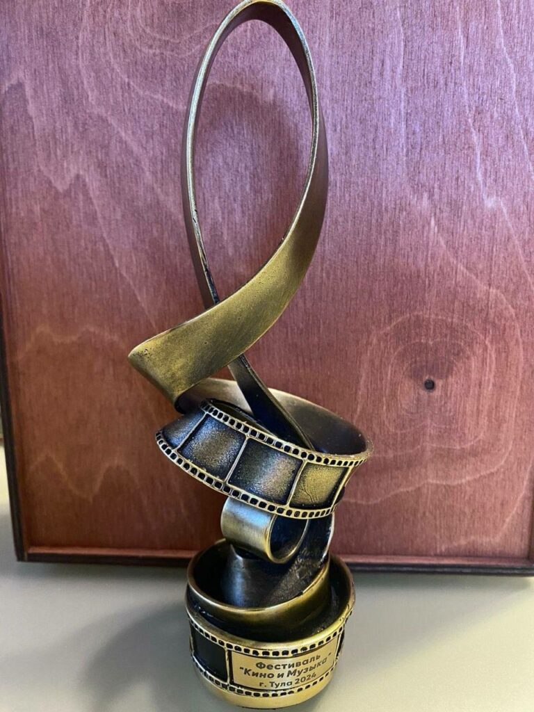 КОМПОЗИТОРА АРТЁМА ВАСИЛЬЕВА НАГРАДИЛИ ЗА МУЗЫКУ К ФИЛЬМУ «МУХАДРАКОН»